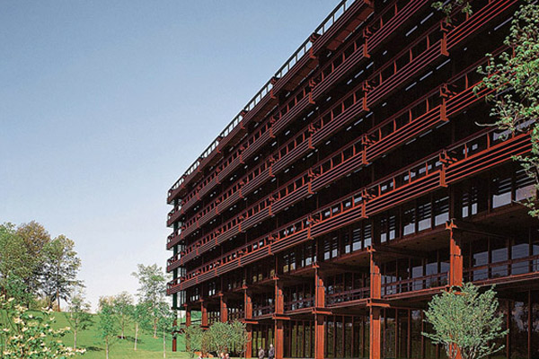 John Deere company's headquarters –Eero Saarinene architects, Moline, Illinois