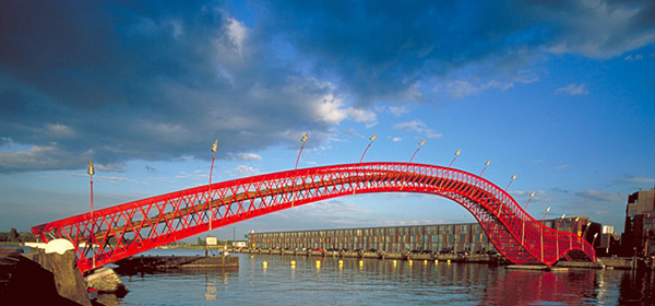 Python Bridge, connecting Sporenburg and Borneo Island in Eastern Docklands, Amsterdam, built 2001 by West 8. - ￼Urban Design and Landscape Architecture. Photography by West 8.