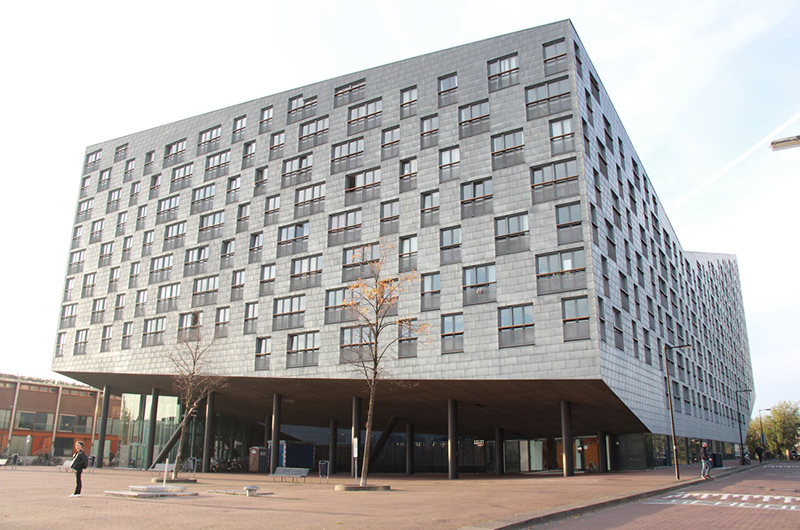 Exterior window and false balconies, The Whale, Amsterdam, Oct 2015. © Photo by Ana Lopes Ramos