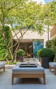 Rear courtyard garden, Bedford Gardens, London. - Architects: Nash Baker - Interior Designers: DeSalles Flint - Architectural metalwork & specialist metal finishes: John Desmond Ltd