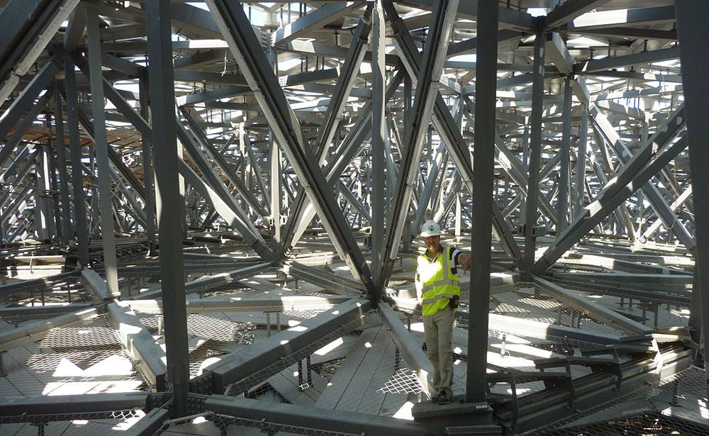 The “forest of steel” within the domed roof of the Louvre, Abu Dhabi. Architecture by Jean Nouvel. Engineering by BuroHappold. Steel construction by Waagner Biro.