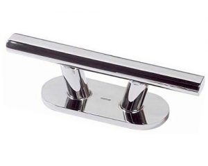 Mooring cleat in polished stainless steel